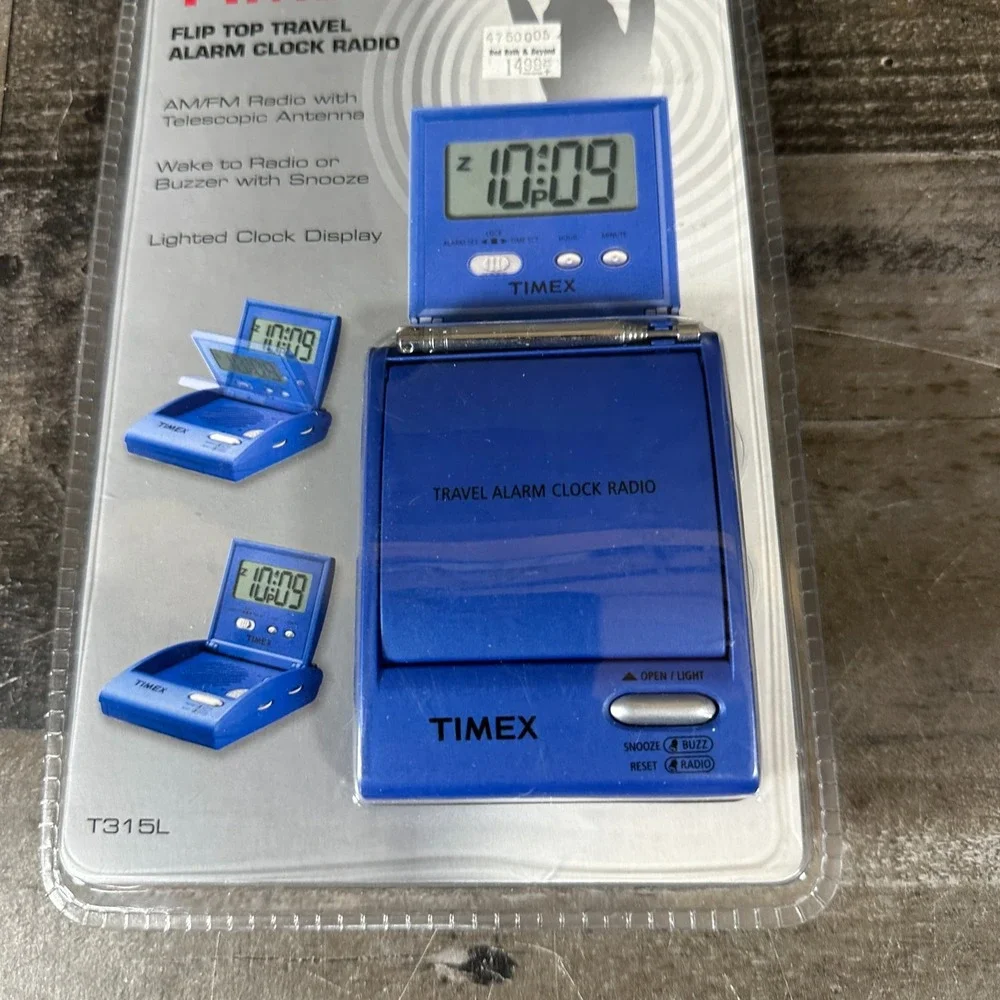 TIMEX Flip Top Travel Alarm Clock AM/FM Portable Radio Model T315L BRAND NEW